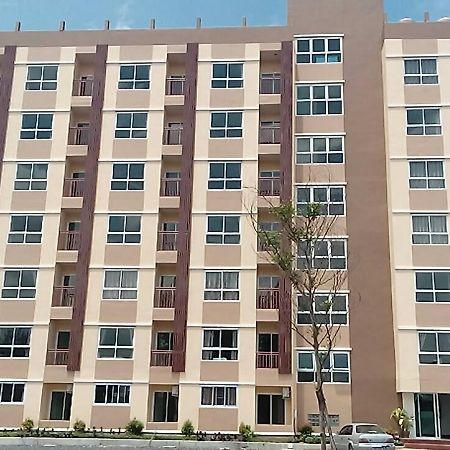 Chantorn Residence Si Racha Exterior photo